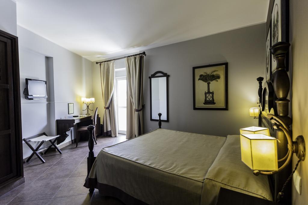 Hotel Dei Coloniali Syrakusa Exteriör bild