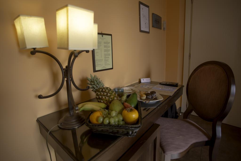 Hotel Dei Coloniali Syrakusa Exteriör bild