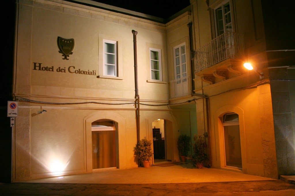 Hotel Dei Coloniali Syrakusa Exteriör bild