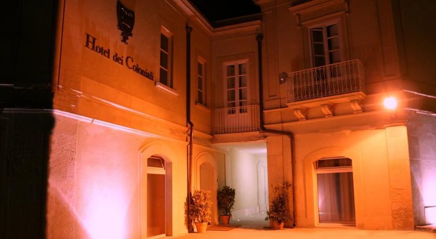 Hotel Dei Coloniali Syrakusa Exteriör bild